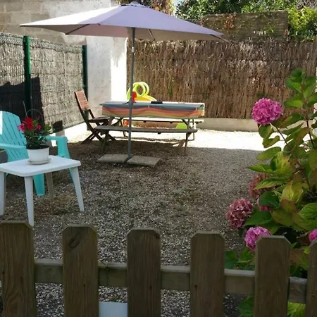 Appartement T3 Avec Jardinet. 2 ** * 로양